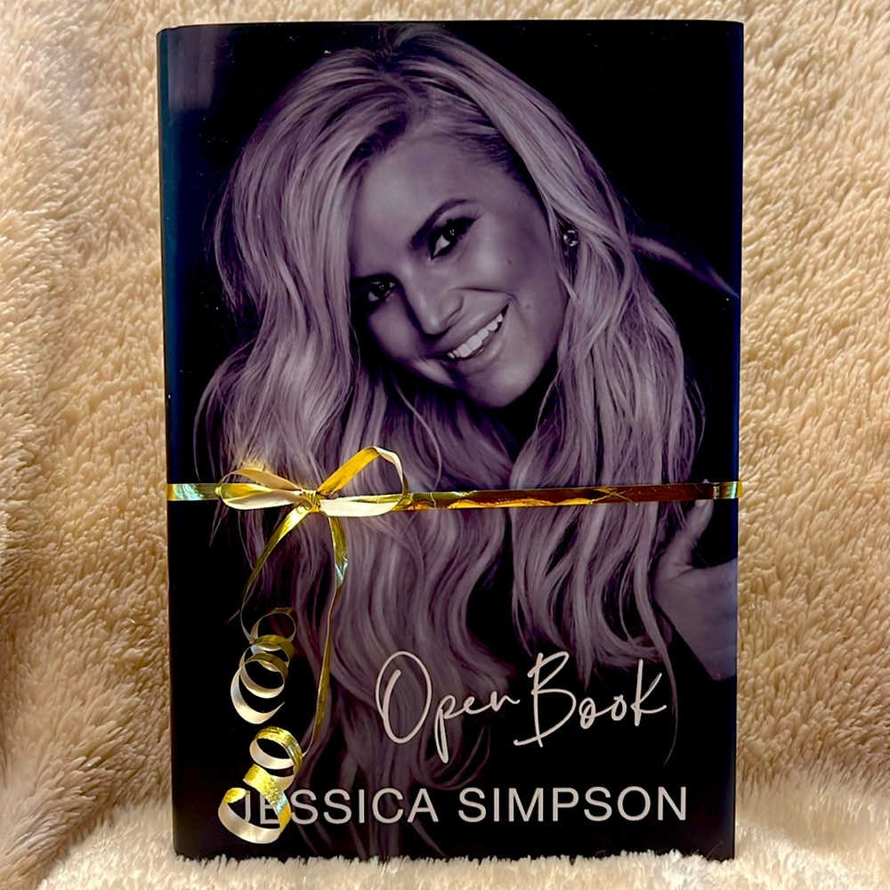 JESSICA SIMPSON Open Book
